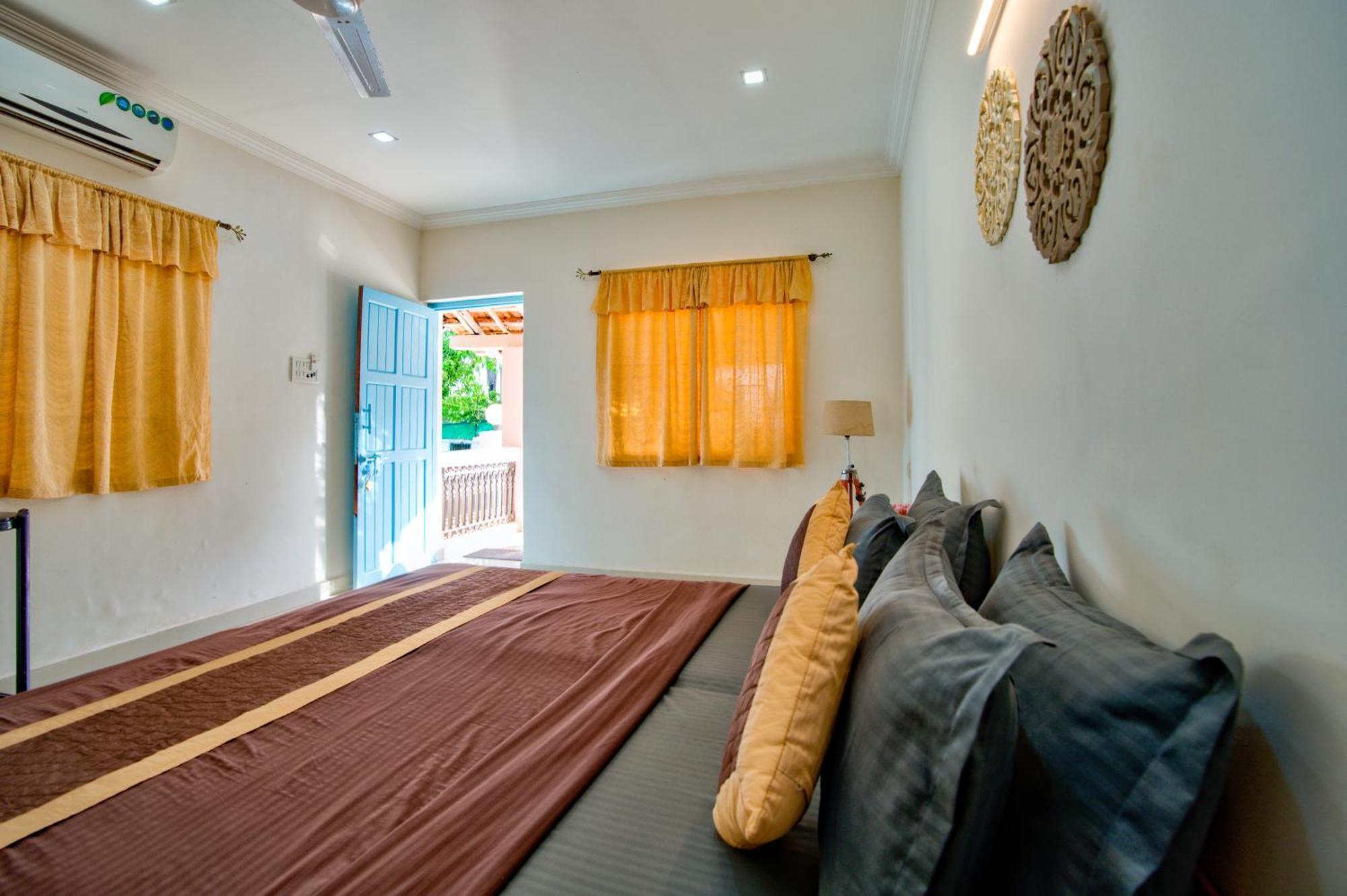 Papilio Beach Front Cottages-Tbv Baga Exterior foto