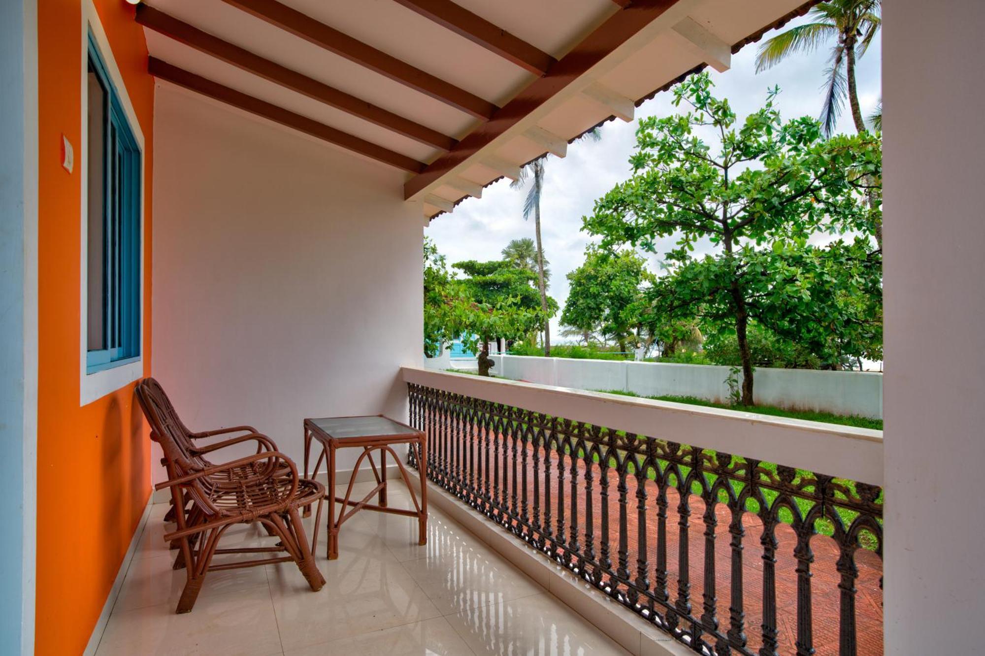Papilio Beach Front Cottages-Tbv Baga Exterior foto